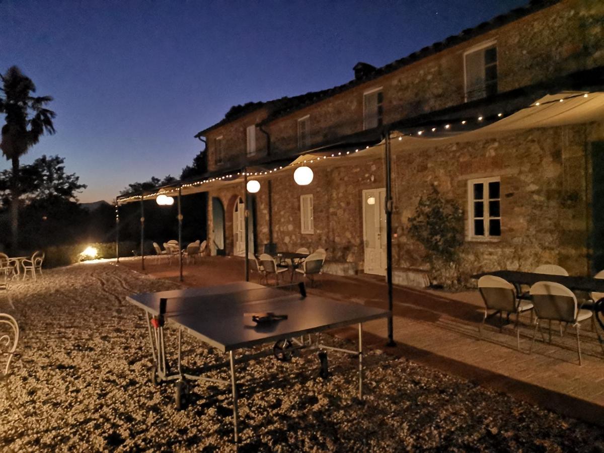 Accogliente Alloggio Con Vista E Piscina Λούκα Εξωτερικό φωτογραφία