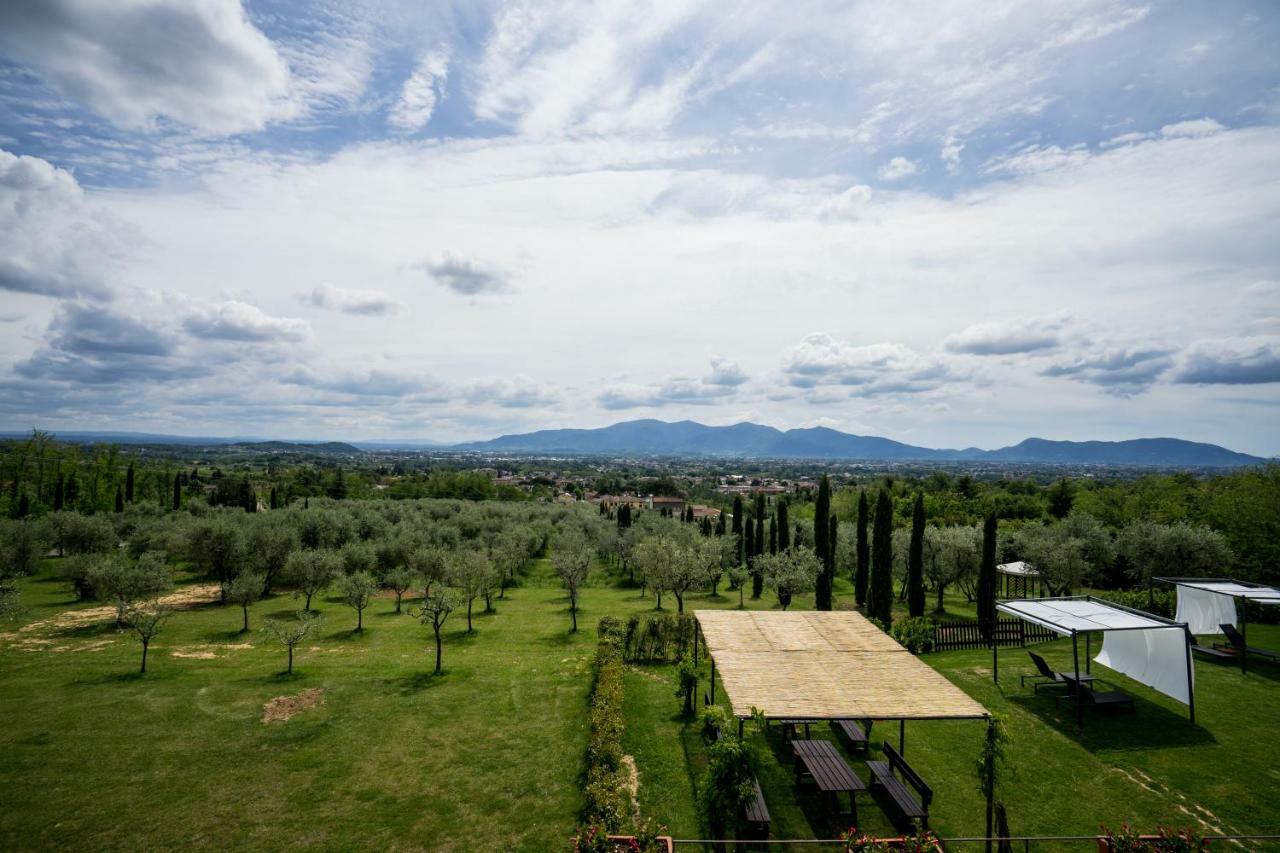 Accogliente Alloggio Con Vista E Piscina Λούκα Εξωτερικό φωτογραφία